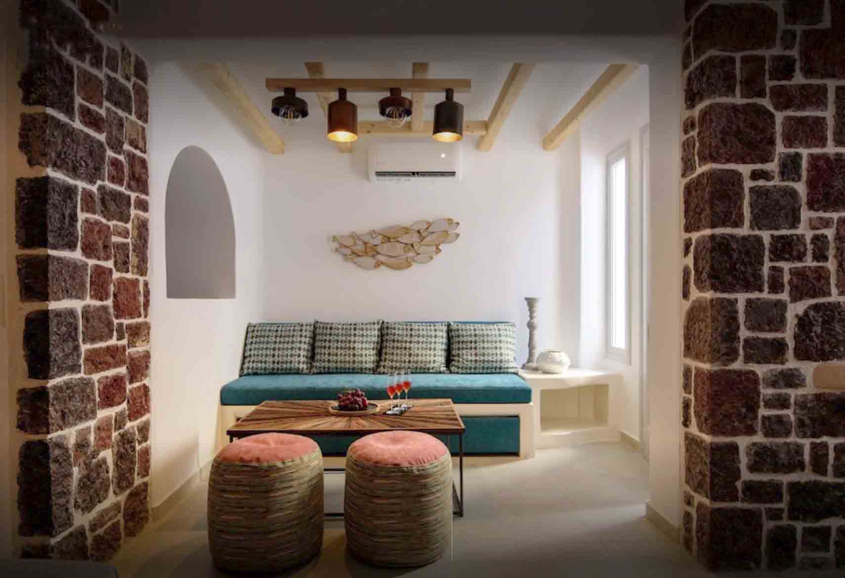 Suite living room