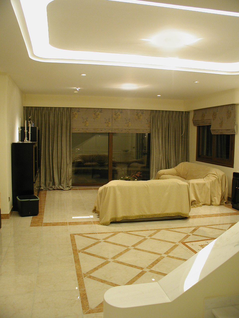 House entrance with living room
