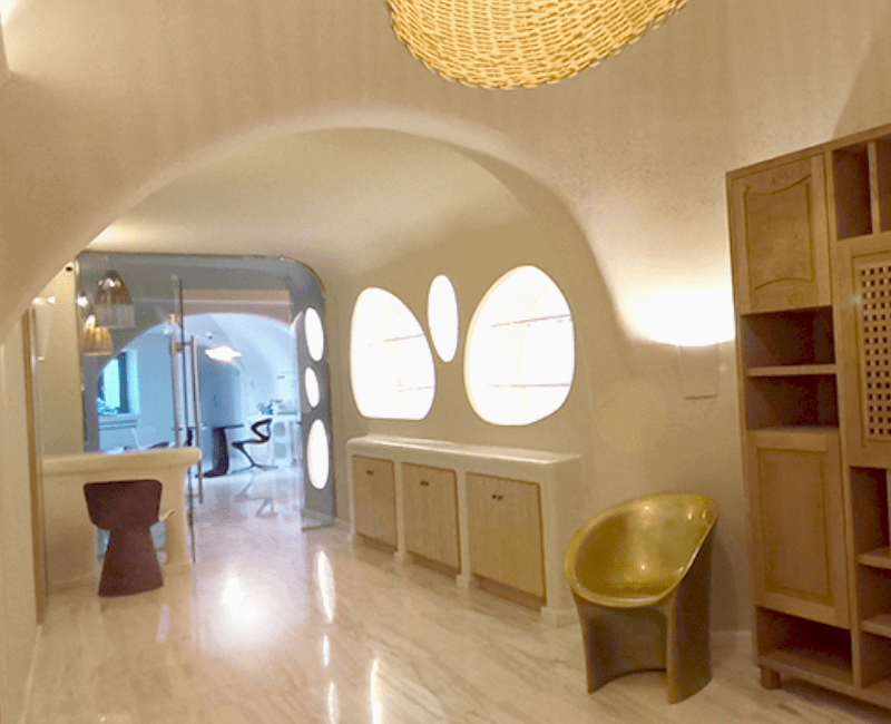 Spa vestibule