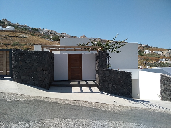 Entrance view