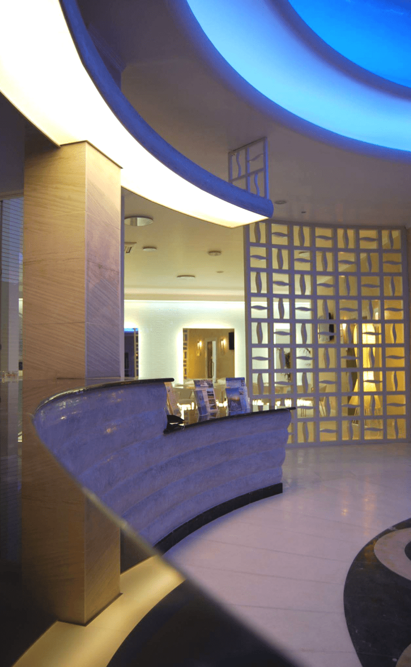 "La mer " Reception front desk