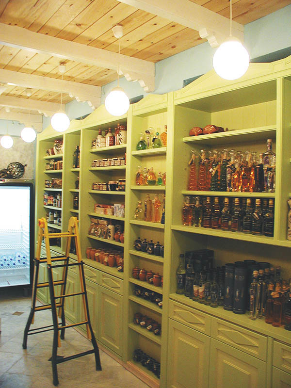 tranditional store bio foods